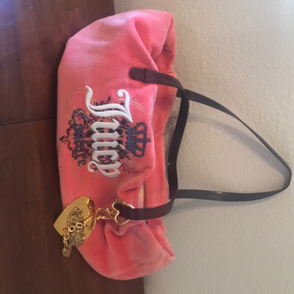 Juicy Shoulder Bag.